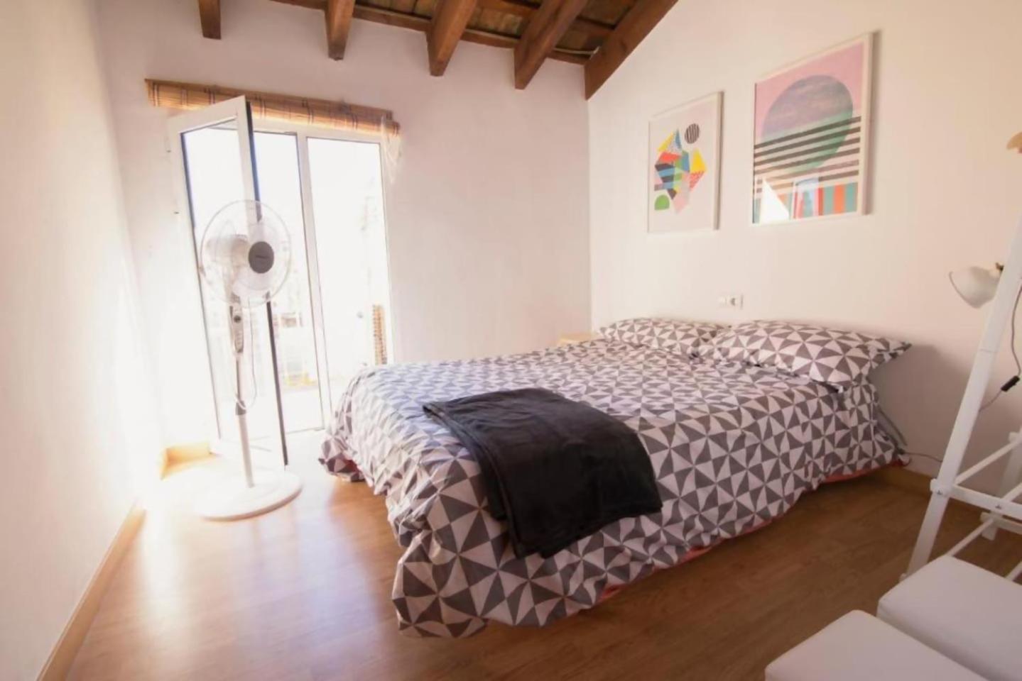 Apartamento Ático Deluxe con gran terraza en GRAN VIA Valencia Exterior foto